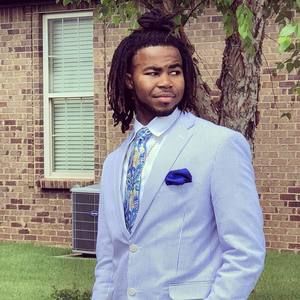 Meet your Posher, Devin